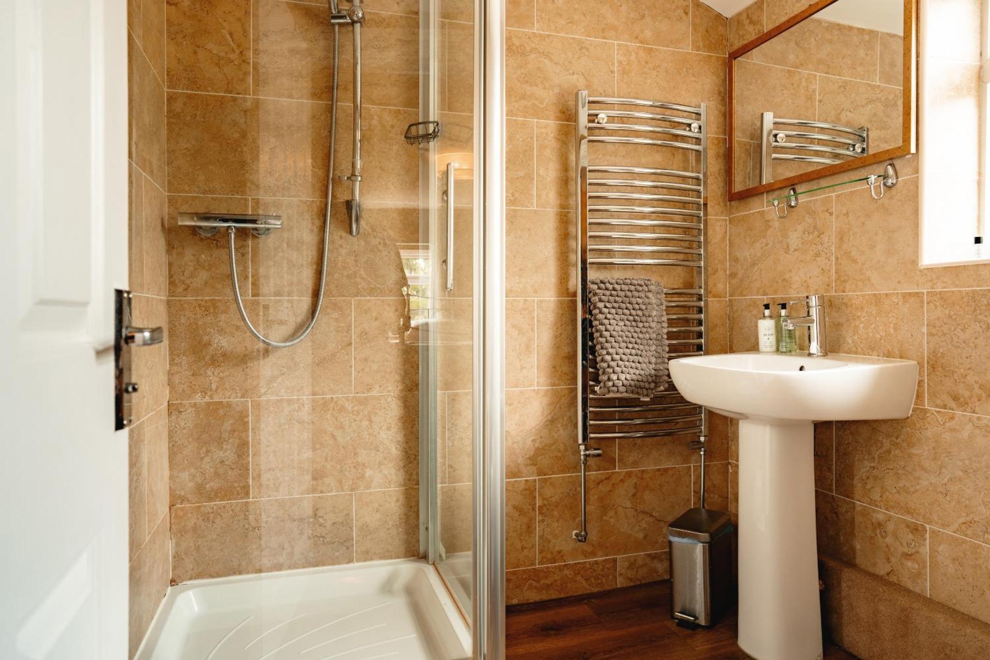 Wheatacre White Lion Hotel Burgh Saint Peter Phòng bức ảnh